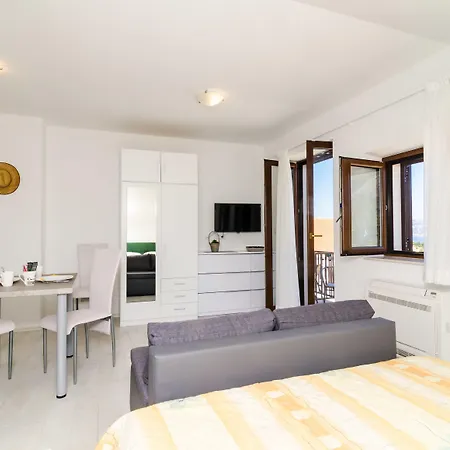 Cina تْسافتات