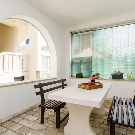 Cina بيت ضيافة 3*