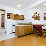 Guest house Cina 3*