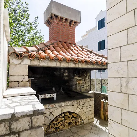 בית הארחה Cina קאבטאט