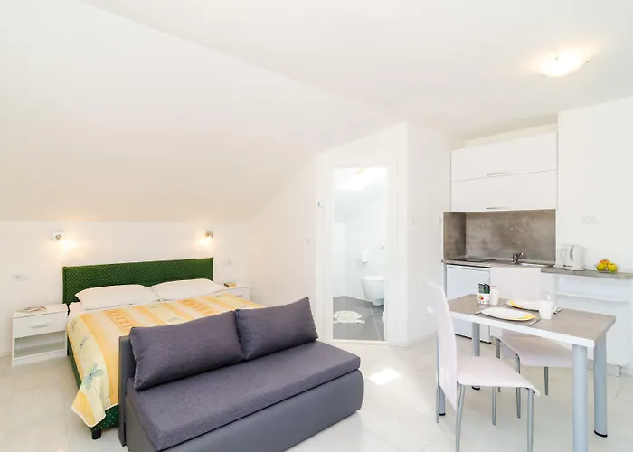 Pensión Cina Cavtat