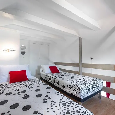 Cina Guest house