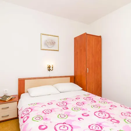 ゲストハウス Cina